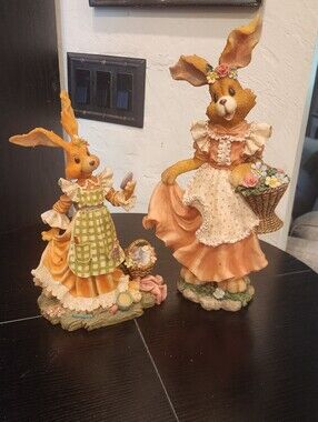 Two Resin Bunnies Decor, Easter Decorations